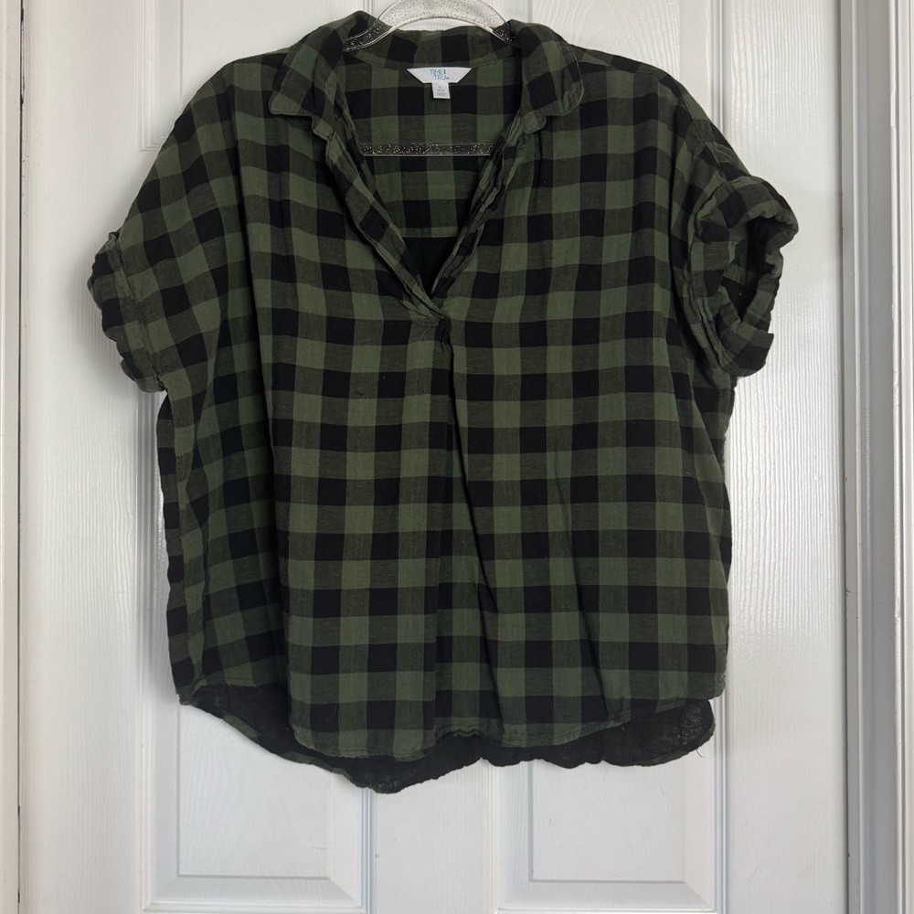 Time and Tru Women's Roll Sleeve Popover Shirt - Picture 3 of 7